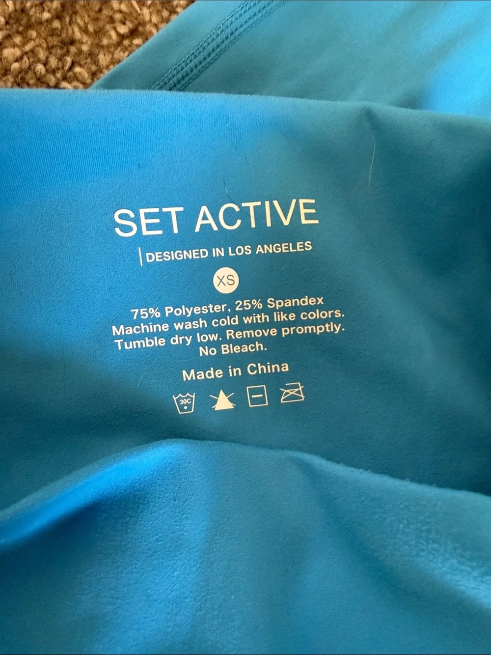 Set Active LuxForm Outfit - Picture 2 of 8
